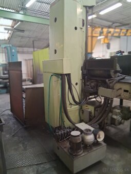 Horizontální vyvrtávačka TOS WH 10 NC - 4