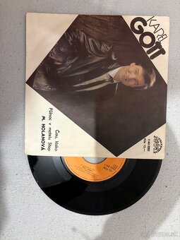 Predám staré gramorádio + platne - 4