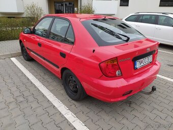 Hyundai Accent 1.3i - 4