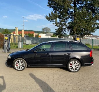 Škoda Octavia 2 Combi Rs 2.0 TDI CR DSG-F1 125KW Xenon 2009 - 4