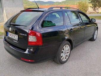 Predám škoda Octavia combi 2 dsg - 4