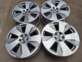 5x112 r19 ET34 x 8J elektróny originál AUDI - 4