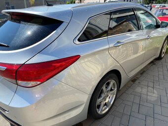 Hyundai i40 CW (kombi) – skvelý stav, bohatá výbava, spoľahl - 4