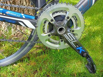 Felt F4 - 4