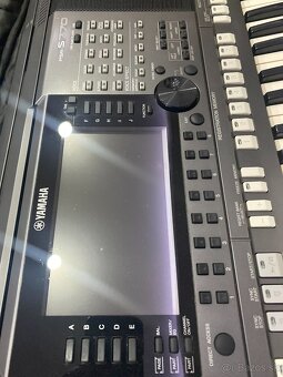 Yamaha psr s 770 - 4