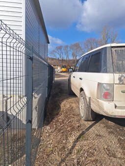 Predam LAND ROVER - 4