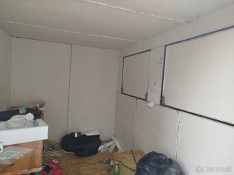 Predám pojazdný bufet 4x2m - 4