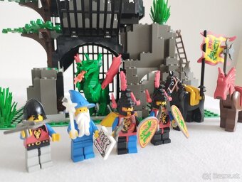 LEGO Castle 6076 Dark Dragon's Den - 4
