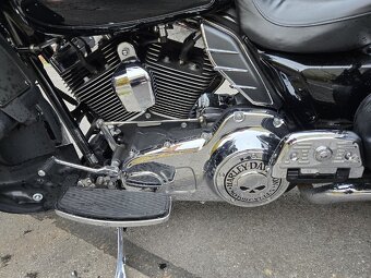 Harley Davidson Electra Glide - 4