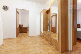 Na prenájom 3-izbový byt v Malackách - 4