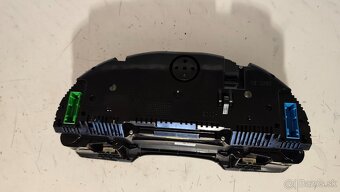 Budíky Audi A4 B7 8E0920932 - 4