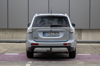 Mitsubishi Outlander 2.2 DI-D Intense - 4