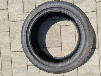 Predam zimné pneu 235/45 R18 - 4