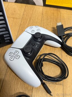 Playstation 5 slim 1Tb digital + 2 ovládače + záruka - 4