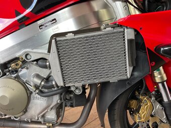 Predám Honda vtr sp1 - 4