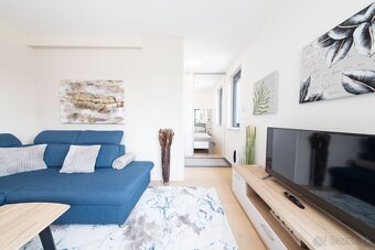 MIKELSSEN - Na predaj výnimočný 1,5 izbový byt s balkónom v - 4