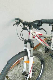 Predám horský bicykel Specialized Myka HT 26" XS-13" - 4
