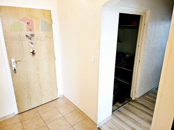 3 izbový byt Bánovce nad Bebravou / VEĽKOMETRÁŽNY / CENTRUM - 4