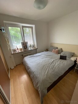 Prenajmem 1-izb byt prerobeny na 2-garsonku blizko Vivo - 4