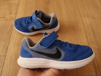 Tenisky NIKE č. 27,5 (vnút. dĺžka 17,7 cm) - TOP STAV. - 4