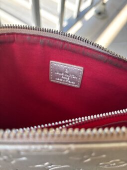 Louis Vuitton - 4