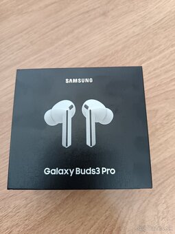 Samsung Galaxy Buds3 Pro - 4