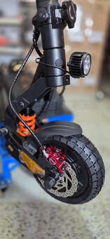 Kukirin G2 Master 6. 2025 s hydraulickými brzdami. - 4