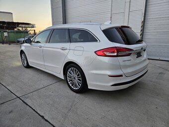 Ford Mondeo 2.0 Titanium Automat - 4