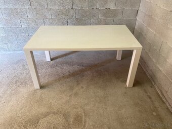 Predám jedálenský stôl - 4