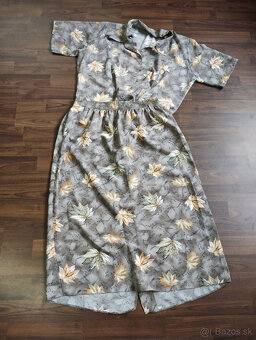 Dámske svetre, jeany, okuliare, 10 kusov spolu, 5,- Euro - 4