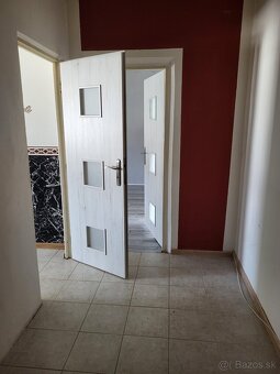 Veľký, slnečný byt aj s Balkónom na Závadke nízky nájom - 4