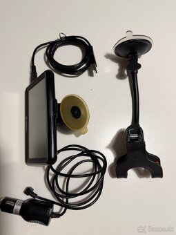 Predam navigaciu Navman - 4