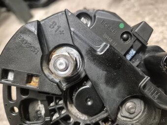 Predám Alternator VW GROUP 12V 140AH - 4
