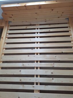 Drevená manželská postel - 4