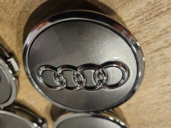 Nové stredové krytky AUDI - 61mm - 4