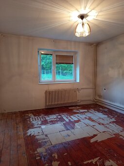 Predám rodinný dom v Zákopčí s pozemkom 1.142 m2 - 4