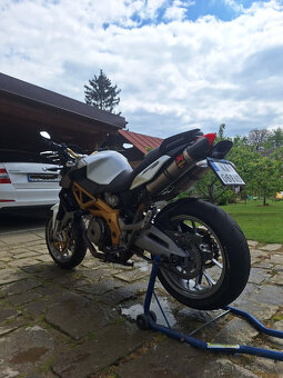 Aprilia Shiver 750 - 4