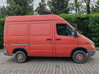 Mercedes benz sprinter - 4