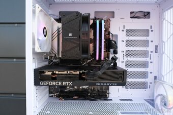 Herný PC, i7 14700K, RTX 4070, 48GB RAM DDR5, SSD,24m - 4