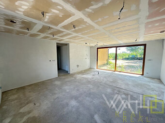 SKOLAUDOVANÁ NOVOSTAVBA 4 izb. RD bungalov, pozemok 762m2, K - 4