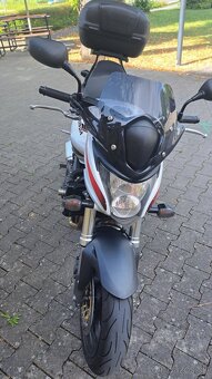 Honda Hornet. CB 600F - 4