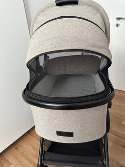 Moon clicc 2023 3in1 - 4