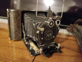 Starý fotoaparát Jcarette - 4