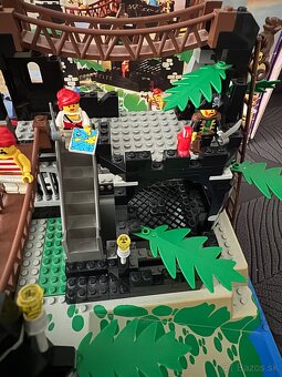 Lego 6273 - pirátsky set Rock Island Refuge - 4