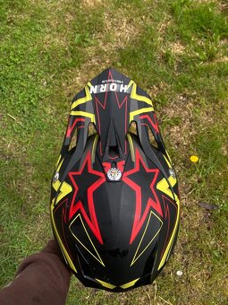 Predám motorkársku prilbu - 4