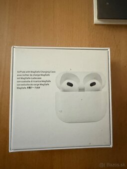 Apple AirPods (3. generácie) s MagSafe nabíjacím puzdrom - 4