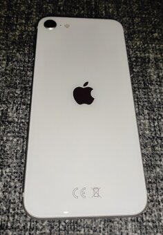 iPhone SE2000 64GB Biely - 4