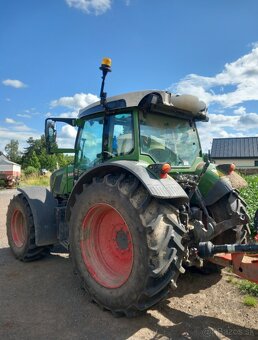 TRAKTOR FENDT 211 VARIO - 4