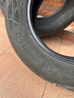 Continental 215/60 R17 - 4