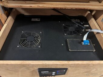 Skrine na cigáry - humidor - 4